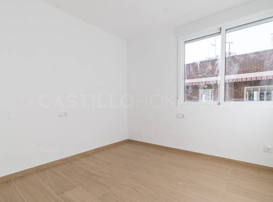 Resale - Apartment - Torrevieja - Centro