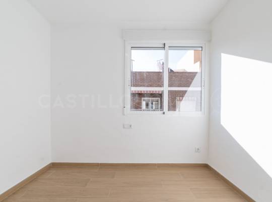 Resale - Apartment - Torrevieja - Centro