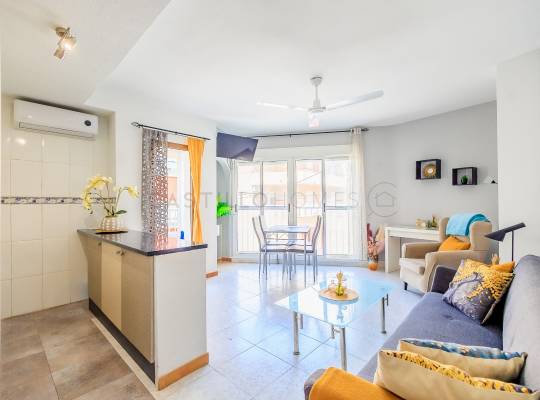 Resale - Apartment - Torrevieja - Centro