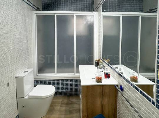 Resale - Apartment - Torrevieja - Centro