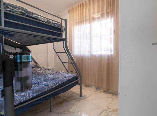 Resale - Apartment - Torrevieja - Centro