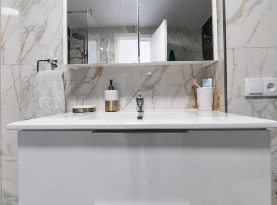 Resale - Apartment - Torrevieja - Centro