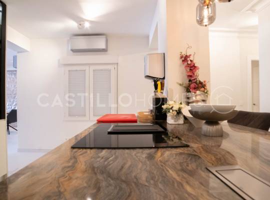 Resale - Apartment - Torrevieja - Centro