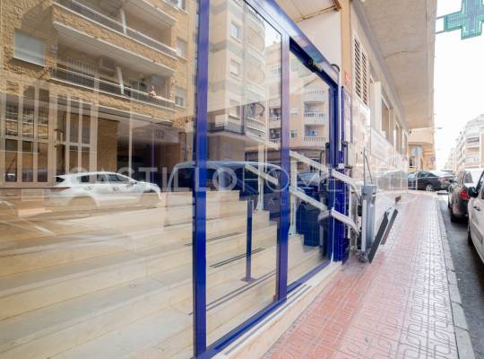 Resale - Apartment - Torrevieja - Centro
