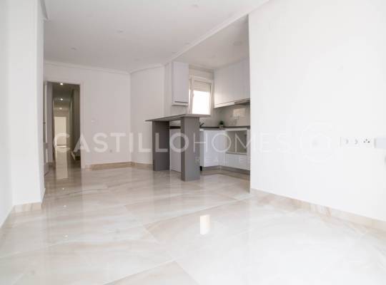 Resale - Apartment - Torrevieja - Centro