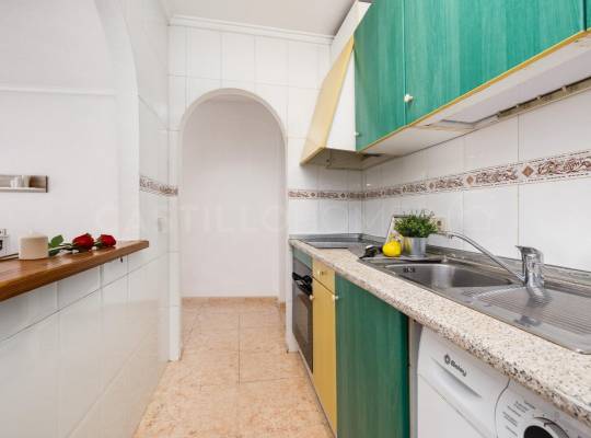 Resale - Apartment - Torrevieja - Centro