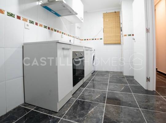 Resale - Apartment - Torrevieja - Centro