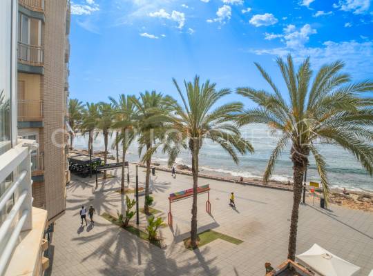 Resale - Apartment - Torrevieja - Centro