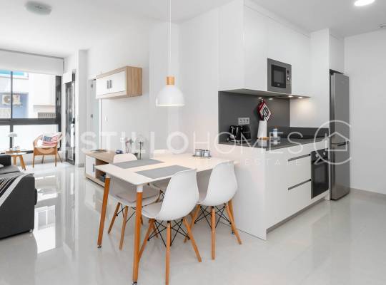 Resale - Apartment - Torrevieja - Centro