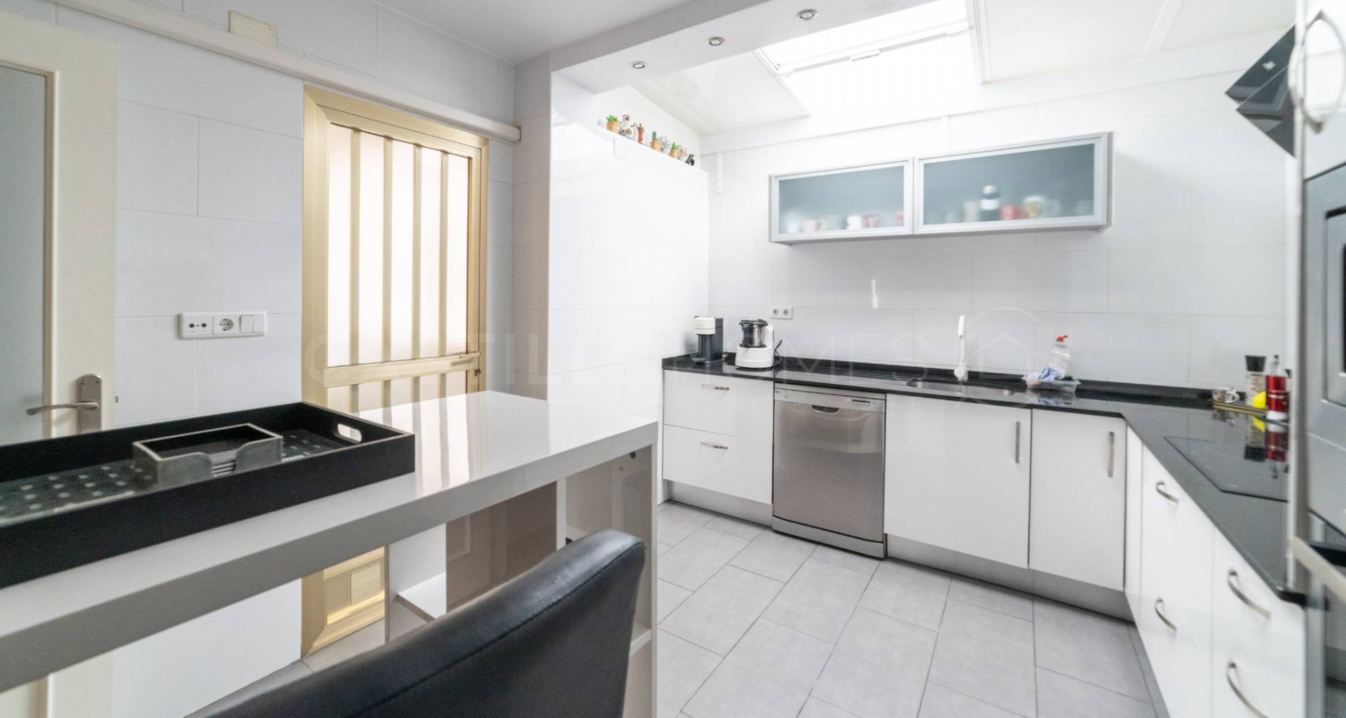 Resale - Apartment - Torrevieja - El Acequión - Los Náufragos