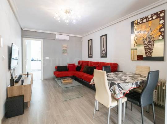 Resale - Apartment - Torrevieja - El Acequión - Los Náufragos