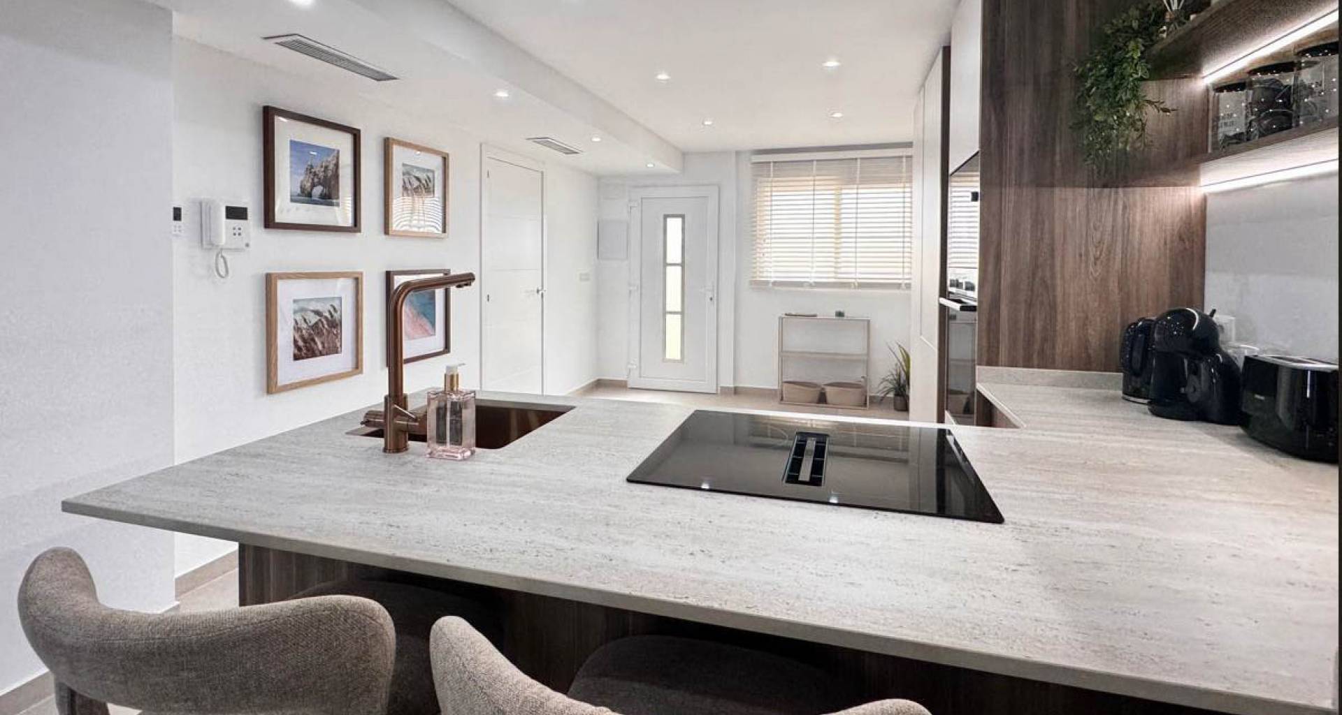 Resale - Apartment - Torrevieja - El acequión