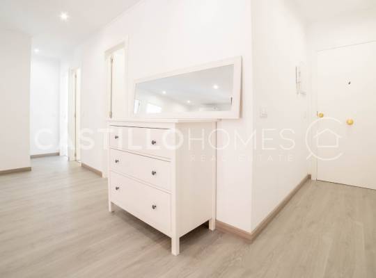 Resale - Apartment - Torrevieja - El acequión