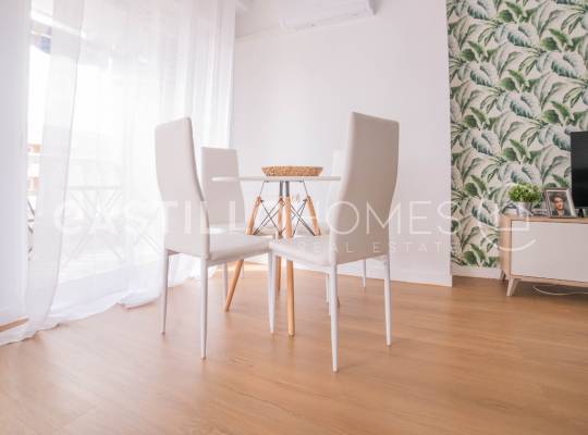 Resale - Apartment - Torrevieja - El acequión