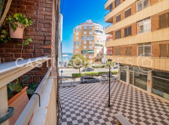 Resale - Apartment - Torrevieja - El acequión