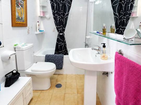 Resale - Apartment - Torrevieja - La Veleta