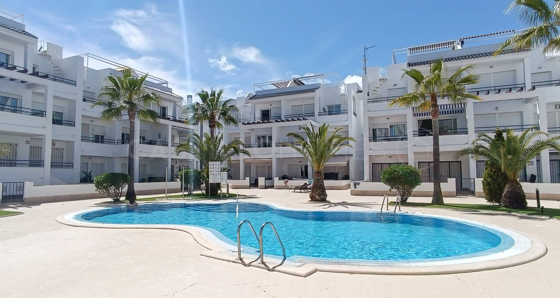 Resale - Apartment - Torrevieja - La Veleta