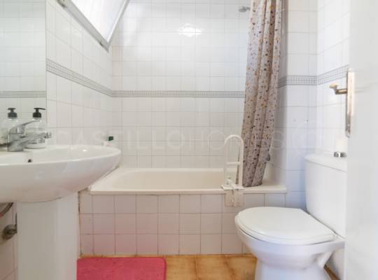 Resale - Apartment - Torrevieja - La Veleta