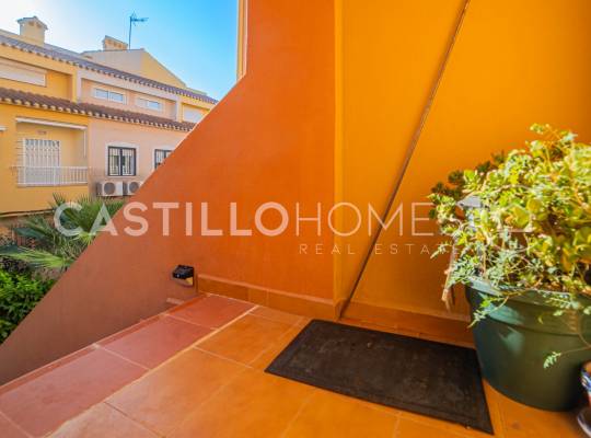 Resale - Apartment - Torrevieja - La Veleta
