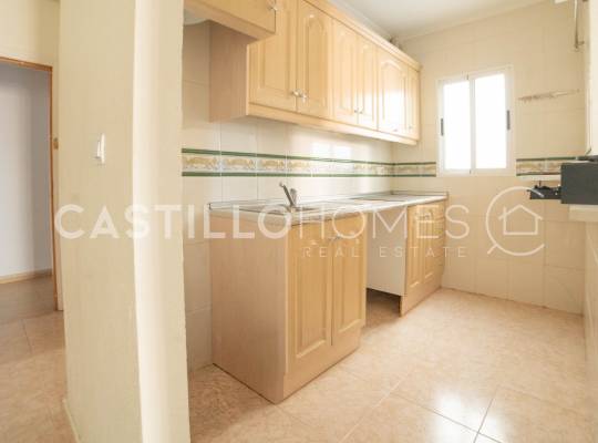 Resale - Apartment - Torrevieja - Parque de las Naciones