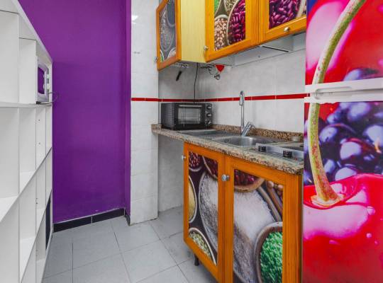 Resale - Apartment - Torrevieja - Playa de los Locos