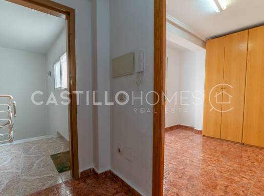 Resale - Apartment - Torrevieja - Playa de los Locos