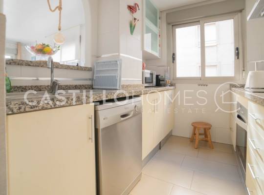 Resale - Apartment - Torrevieja - Playa de los Locos