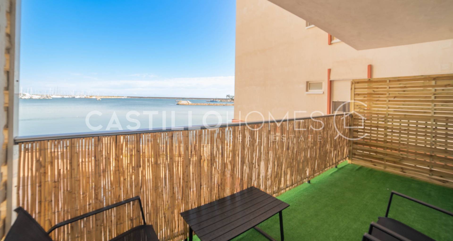 Resale - Apartment - Torrevieja - Playa del Acequión