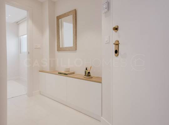 Resale - Apartment - Torrevieja - Playa del Acequión