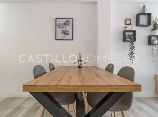 Resale - Apartment - Torrevieja - Playa del Cura