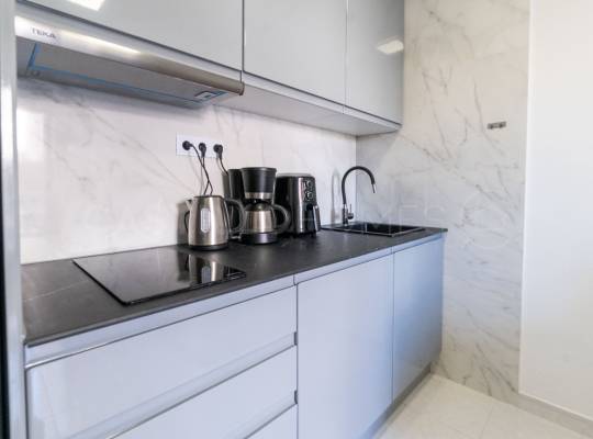 Resale - Apartment - Torrevieja - Playa del Cura