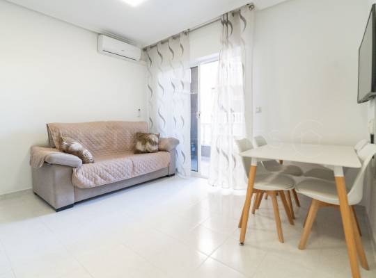 Resale - Apartment - Torrevieja - Playa del Cura