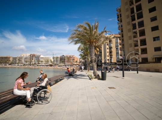 Resale - Apartment - Torrevieja - Playa del Cura