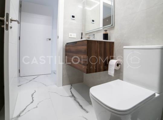 Resale - Apartment - Torrevieja - Playa del Cura