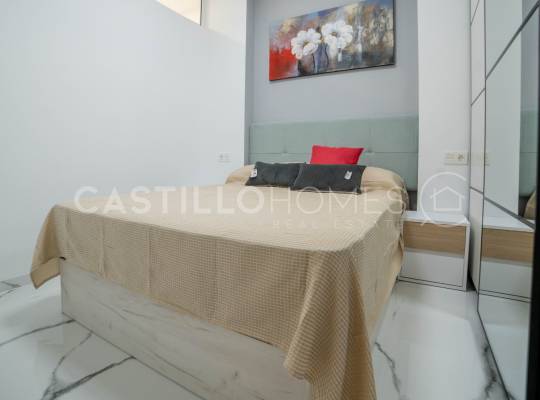 Resale - Apartment - Torrevieja - Playa del Cura