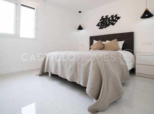 Resale - Apartment - Torrevieja - Playa del Cura