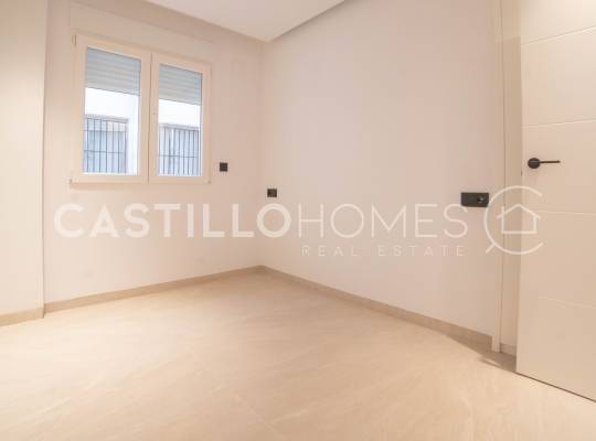 Resale - Apartment - Torrevieja - pueblo