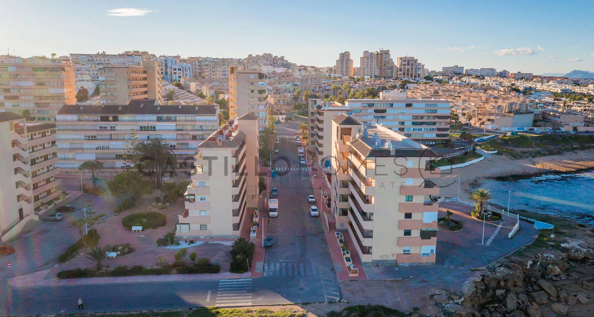 Resale - Apartment - Torrevieja - Torrelamata - La Mata
