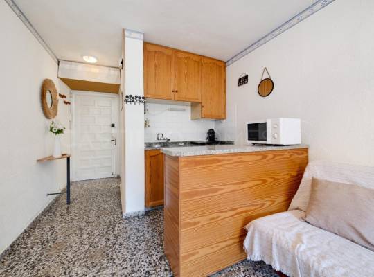 Resale - Apartment - Torrevieja - Torrelamata - La Mata