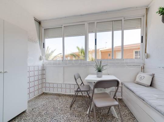 Resale - Apartment - Torrevieja - Torrelamata - La Mata
