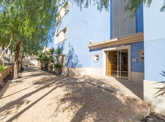 Resale - Apartment - Torrevieja - Torrelamata - La Mata