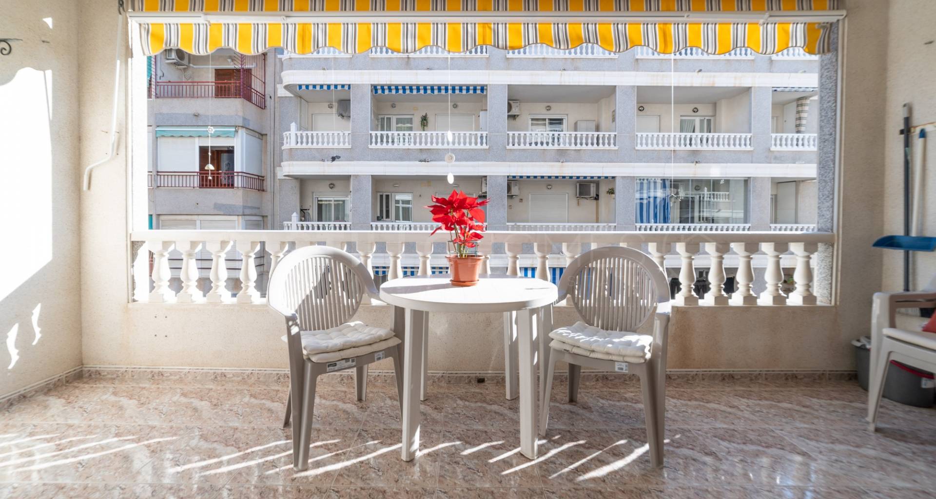 Resale - Appartement - Alicante - Centro