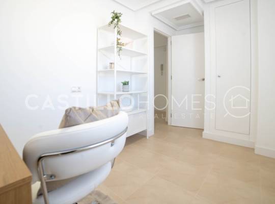 Resale - Appartement - Torrevieja - Centro