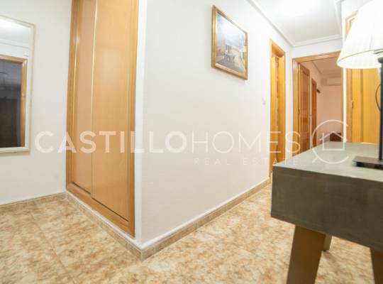 Resale - Appartement - Torrevieja - Centro