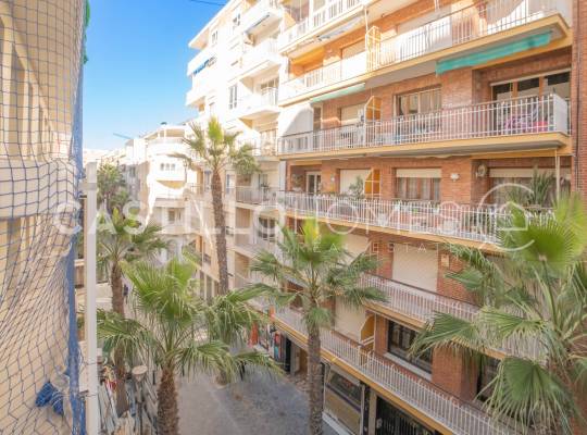 Resale - Appartement - Torrevieja - Centro