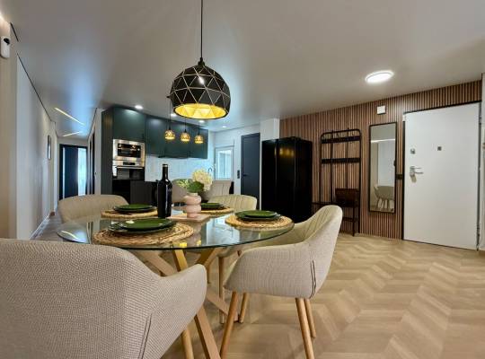 Resale - Appartement - Torrevieja - Centro