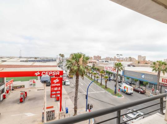 Resale - Appartement - Torrevieja - Centro