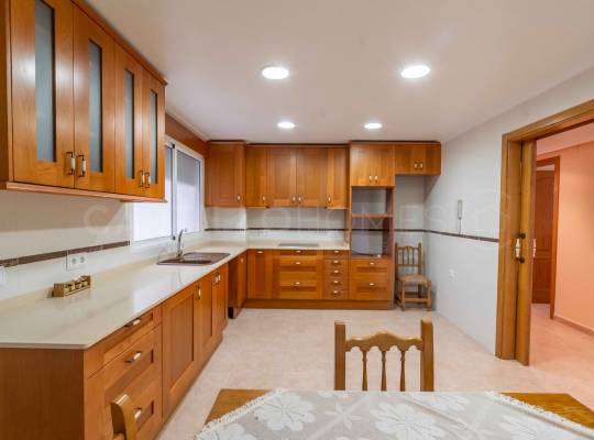 Resale - Appartement - Torrevieja - Centro