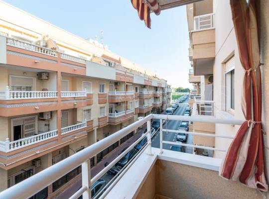 Resale - Appartement - Torrevieja - Centro