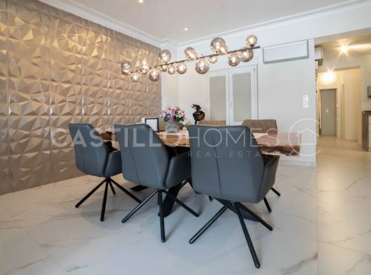 Resale - Appartement - Torrevieja - Centro